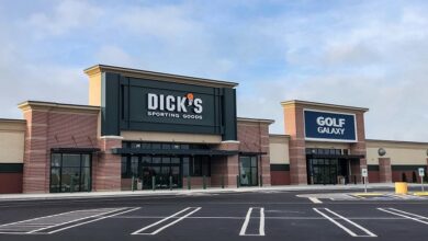 Dick's Sporting Goods